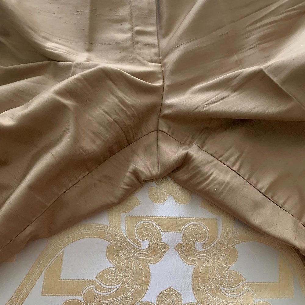 2-PIECE SILK PANT SUIT - Picture 11 of 11